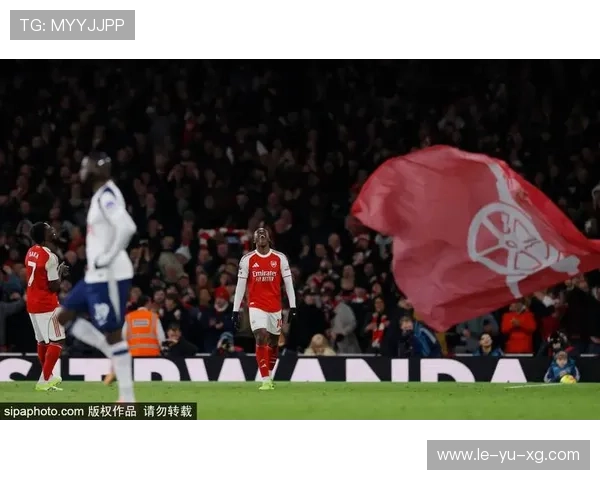 枪手痛失好局!10人切尔西都拿不下,阿森纳这体能问题咋解决?