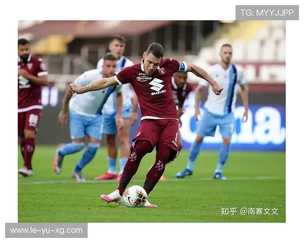 都灵边路进攻策略：快速反击与精准传中助力球队攻势