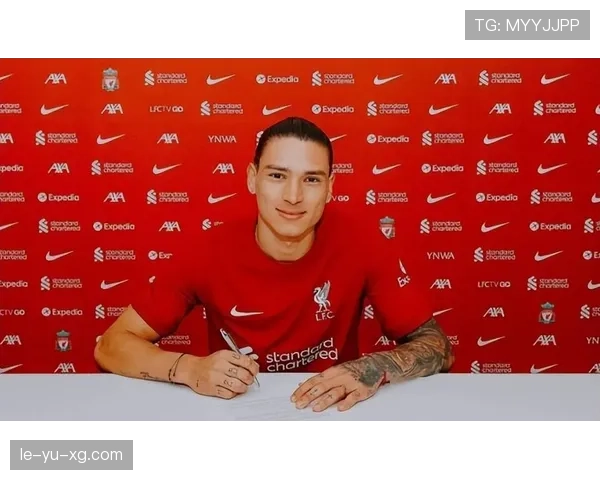 努涅斯技术全面性闪耀赛场，树立新一代前锋标杆