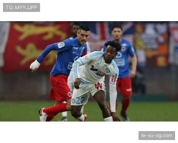 马赛新赛季战术革新：高强度逼抢体系激活攻防两端