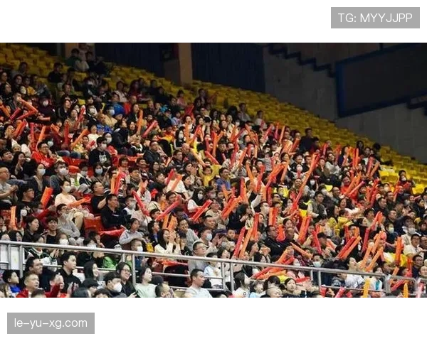 伊萨克独特赛场风格点燃球迷热情，引爆新赛季期待